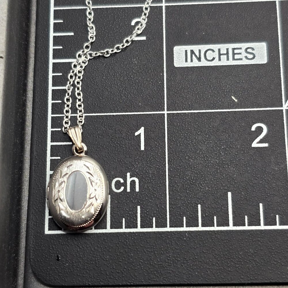 VTG JM Fisher Sterling Silver Sweetheart Locket Necklace 22" Floral Etched 1940s - Picture 13 of 15